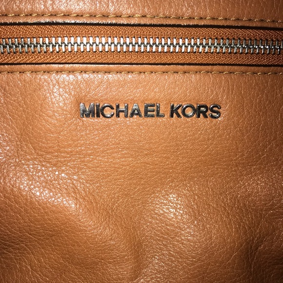 Michael Kors satchel - Picture 2 of 4